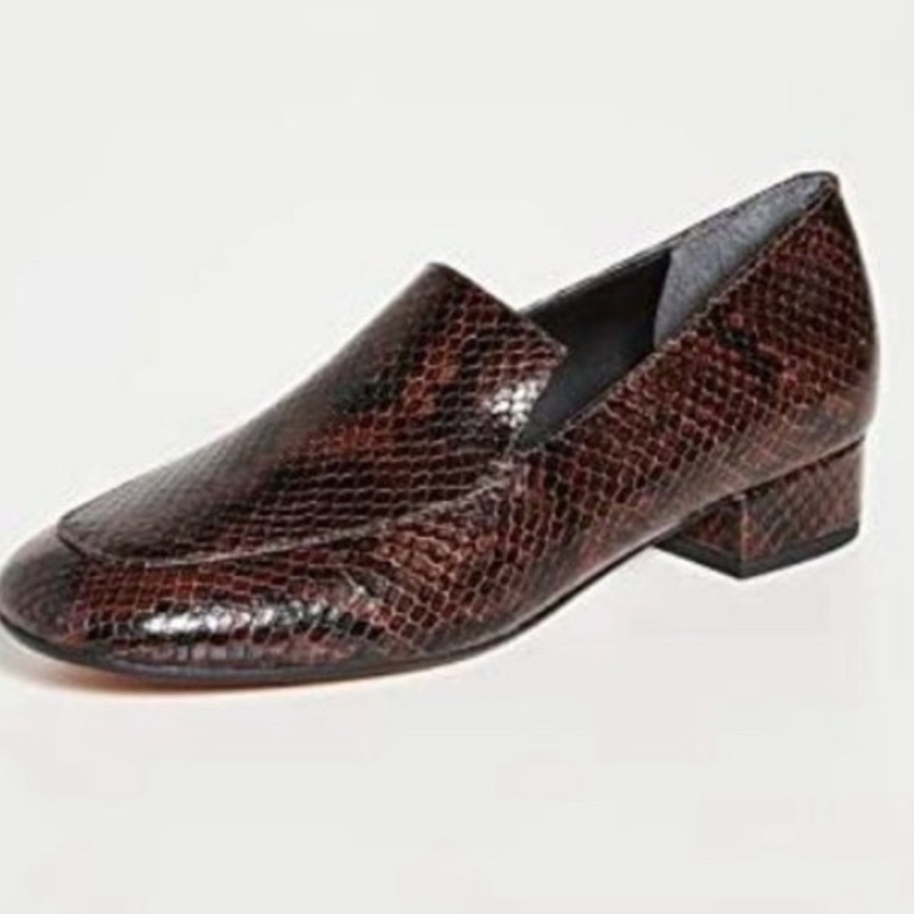 Vince Fauna Chocolate Brown Snake Slip-on Loafers Leather Size 39 Low Heel